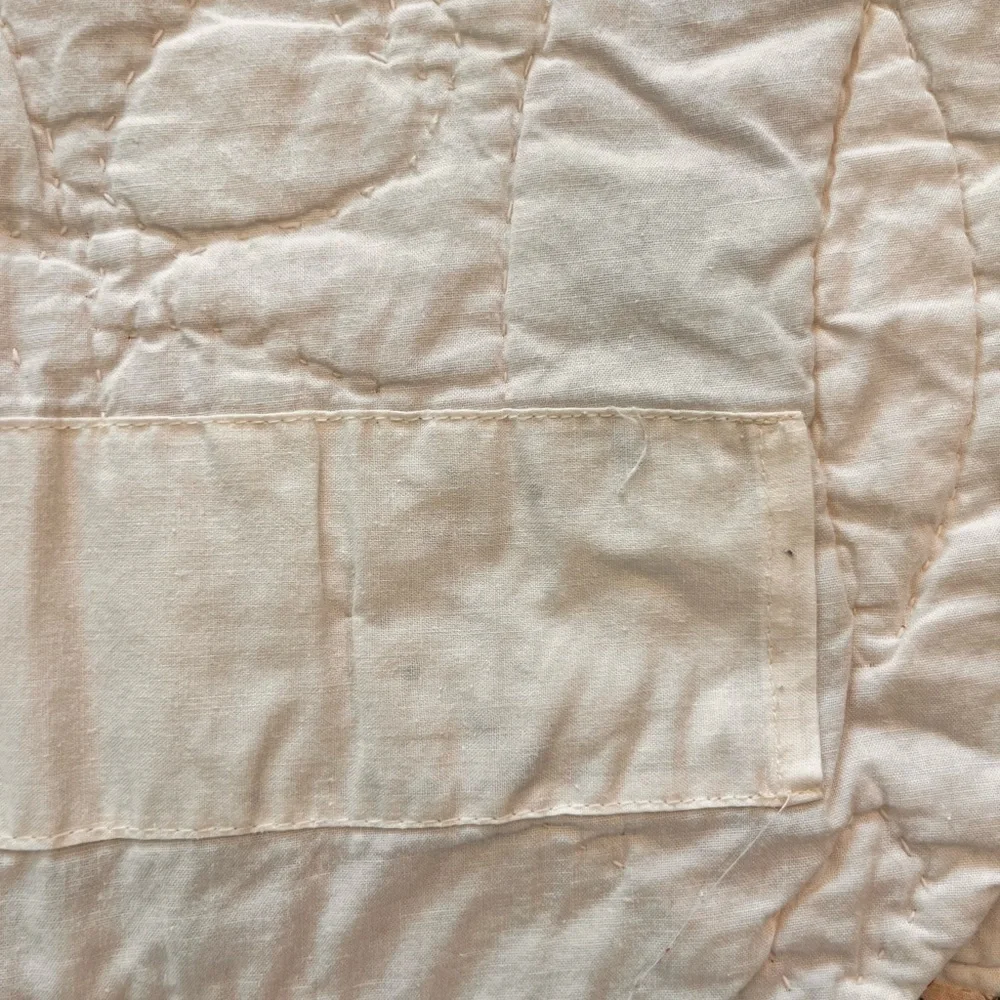 Vintage Double Wedding Ring Lap Quilt/ Wall Hanger